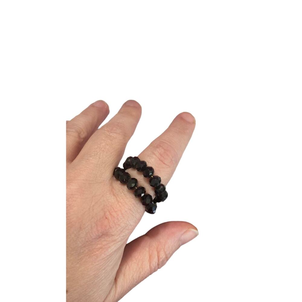 black ring